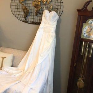 Beautiful strapless wedding gown